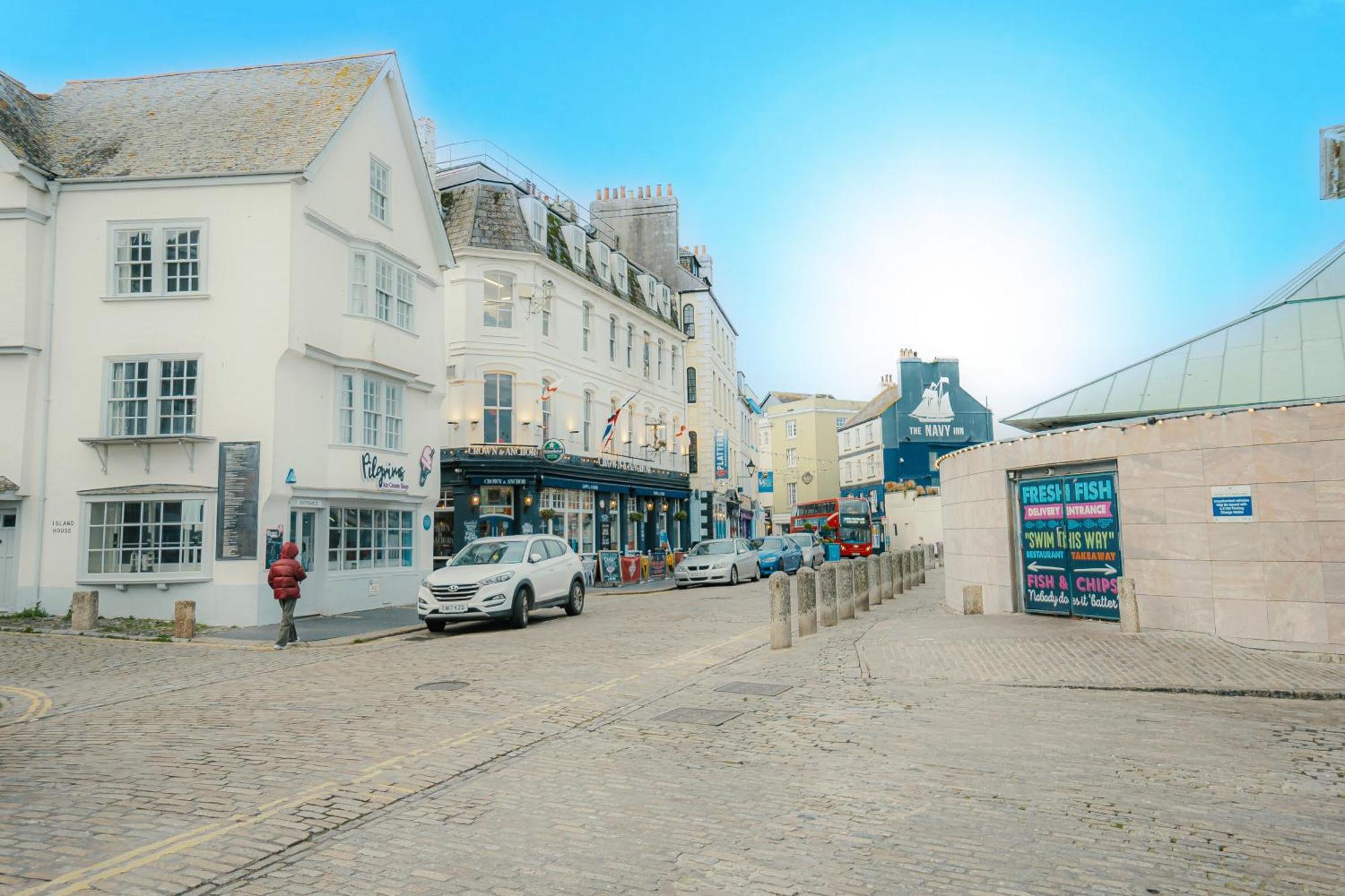 Super Duplex With Free Parking Apartment Plymouth Bagian luar foto