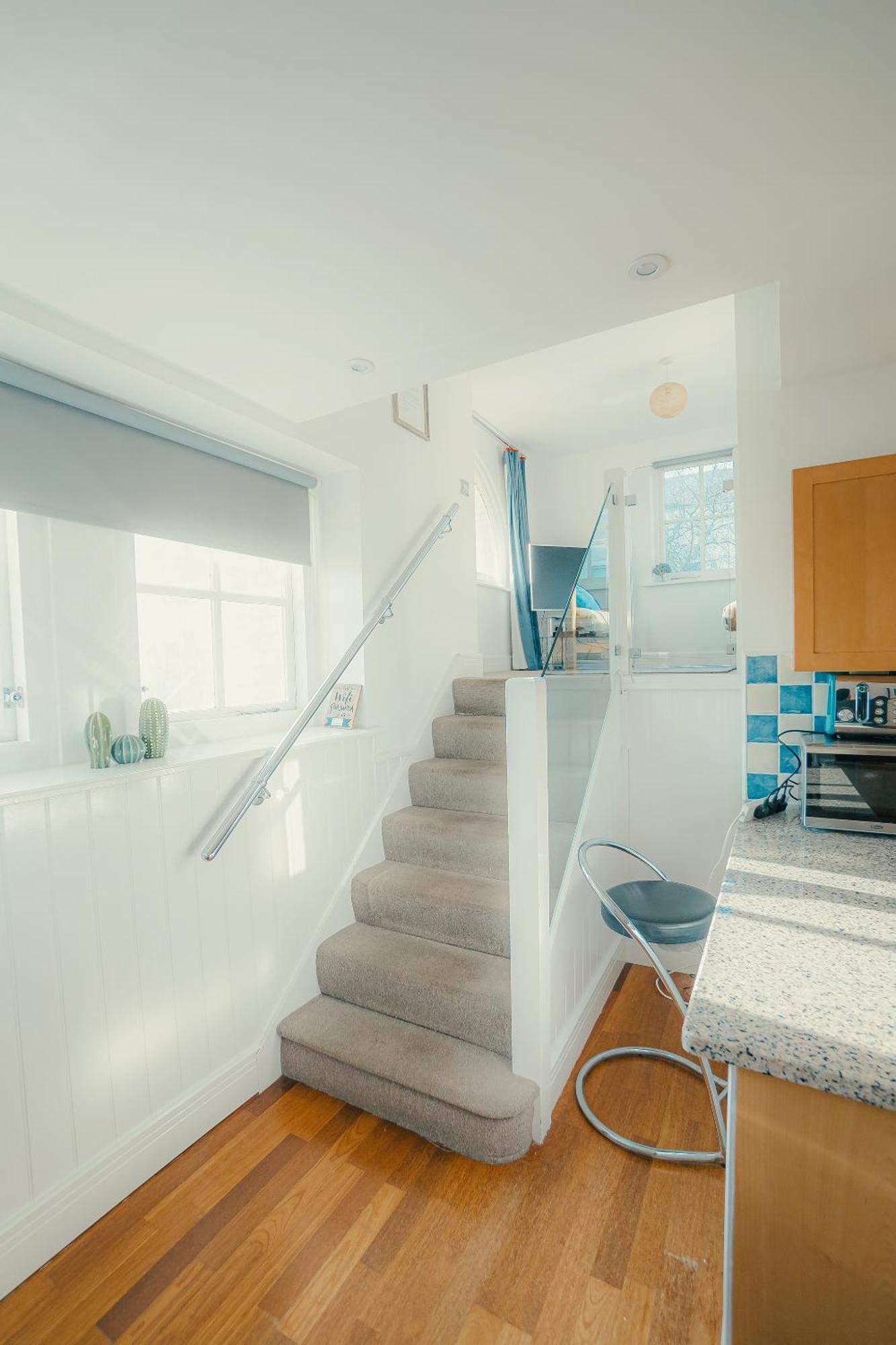 Super Duplex With Free Parking Apartment Plymouth Bagian luar foto